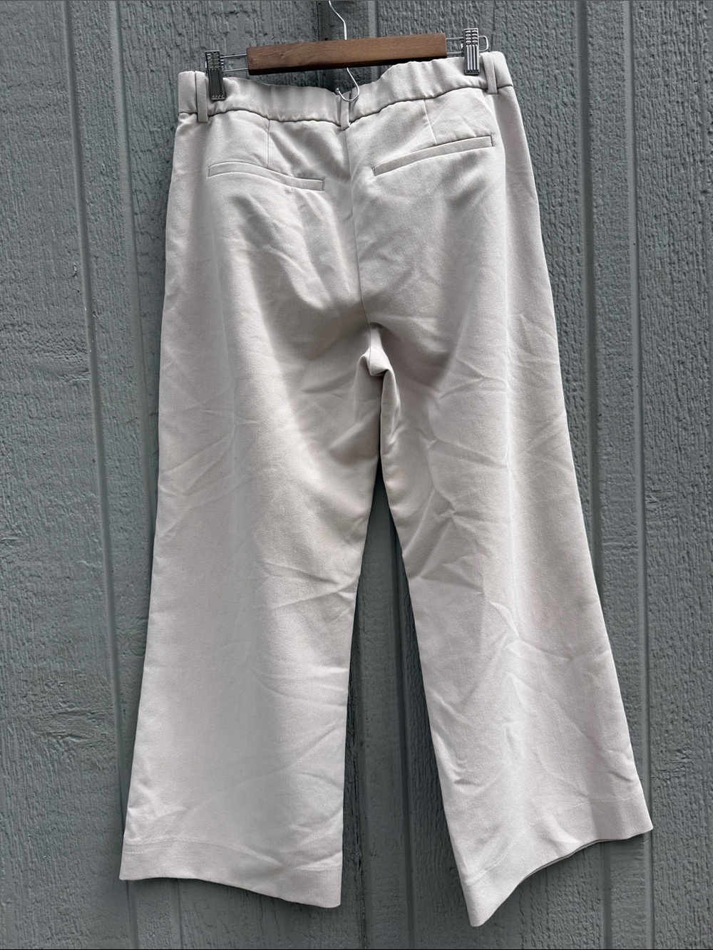 Abercrombie and Fitch Wide-Leg Light Beige Trousers Size: 29/8 - Picture 5 of 10